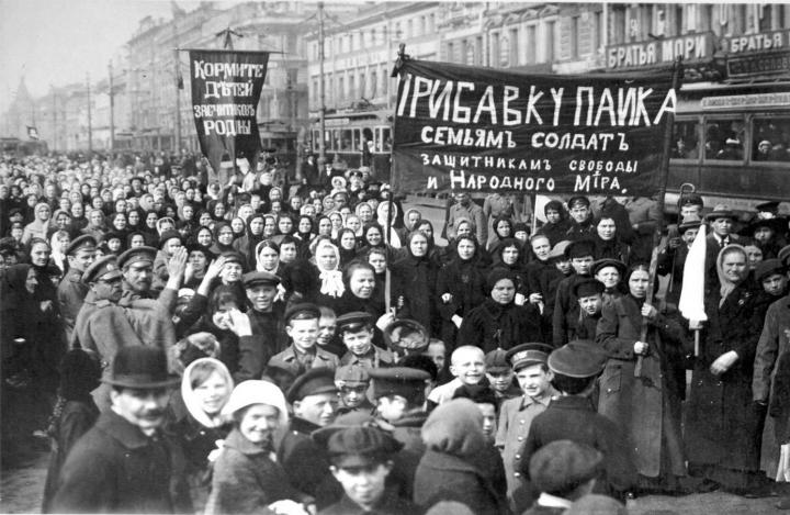 26 февраля 1917 года Беспорядки в Петрограде. 